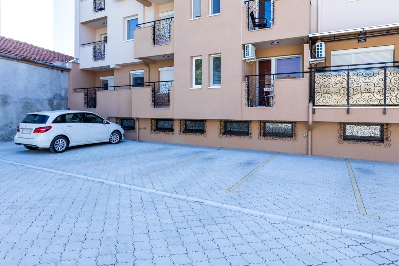 Mb Apartment Subotica Exterior foto